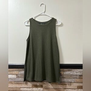 The North Face Green Women's Sleeveless Top Small